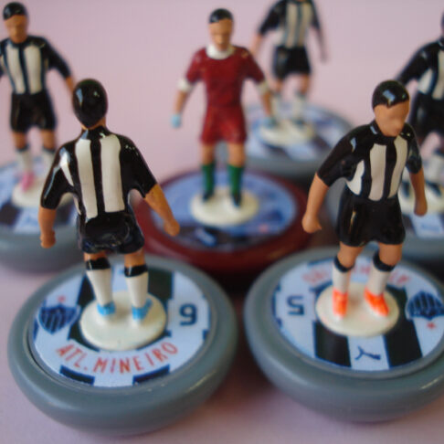 Equipo Subbuteo 2k4 Atlético Mineiro (Brasil)