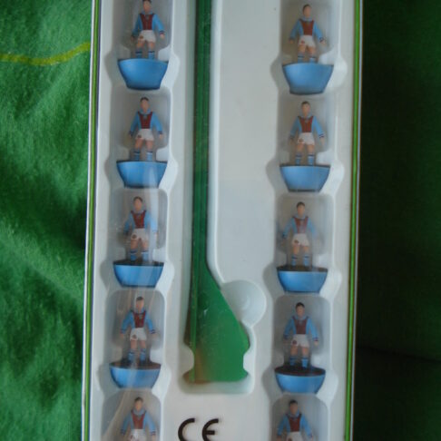 Subbuteo "La Leyenda Vintage" Aston Villa