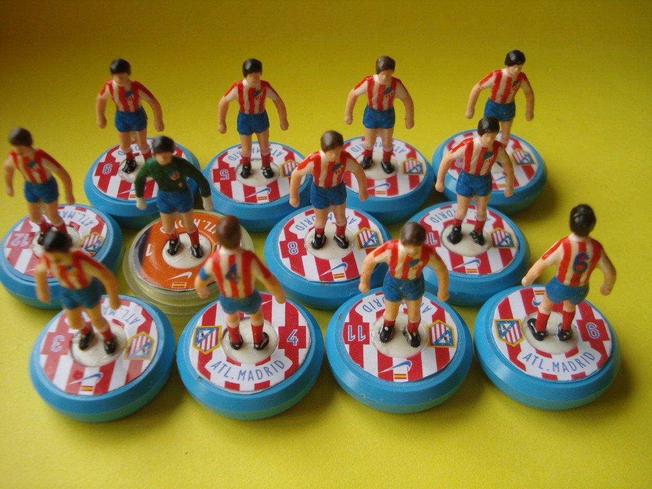 Equipo Profesional Bases Q.E. AT. de Madrid Finalista Copa de Europa 1974